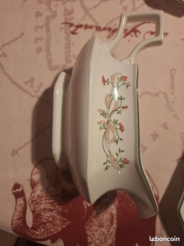 Service de table anglais Johnson Brothers 60 pieces (image 10)