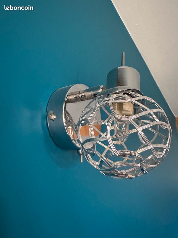 2 Lampes murales (image 1)