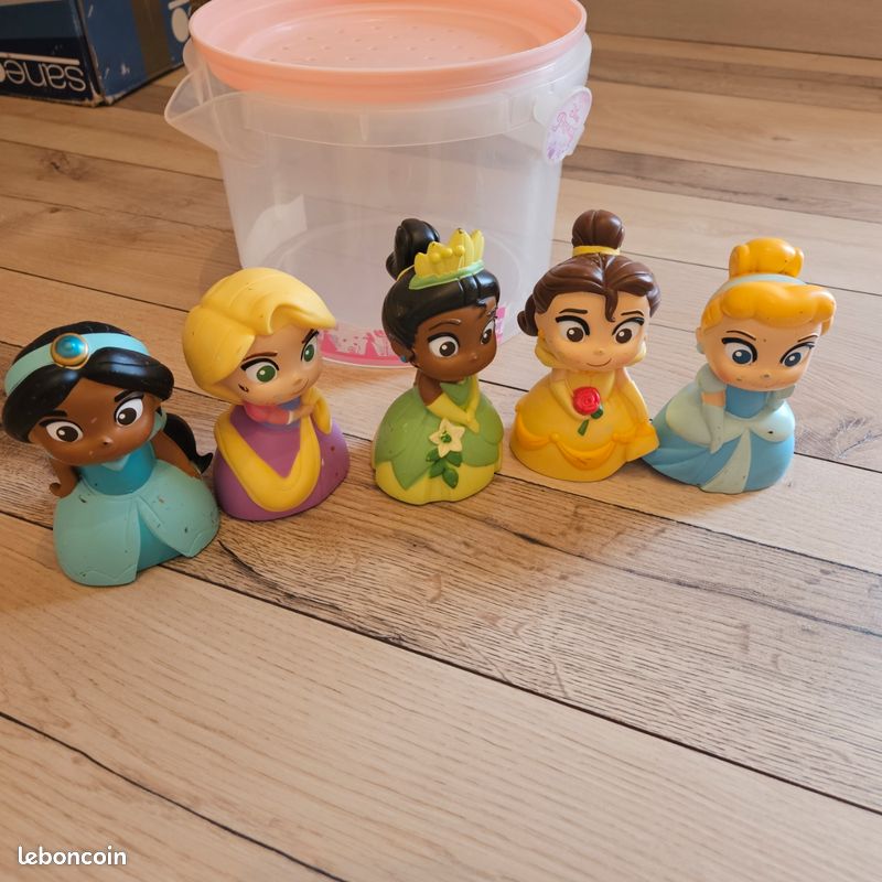 Poupée disney (image 2)
