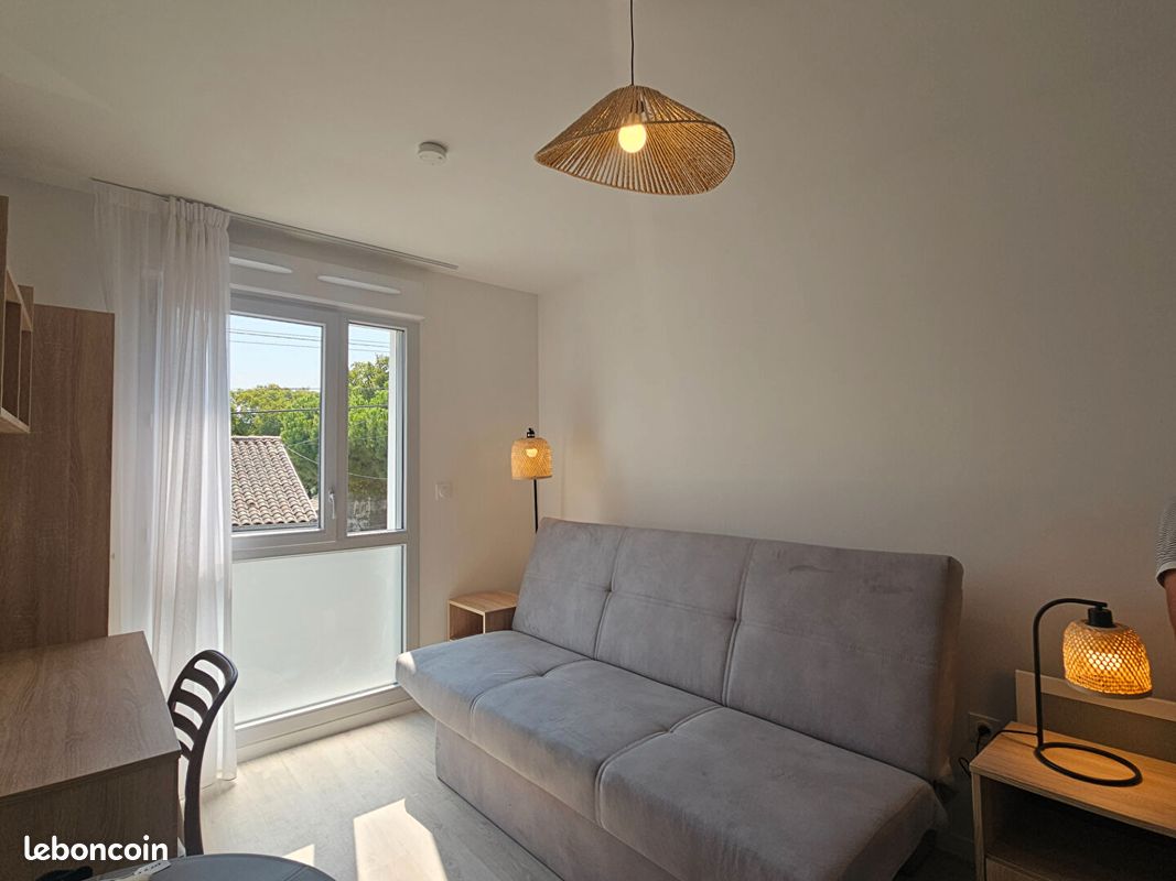 Appartement 1 pièce 18 m² · à La Rochelle · 18 m² · 649 €/mois