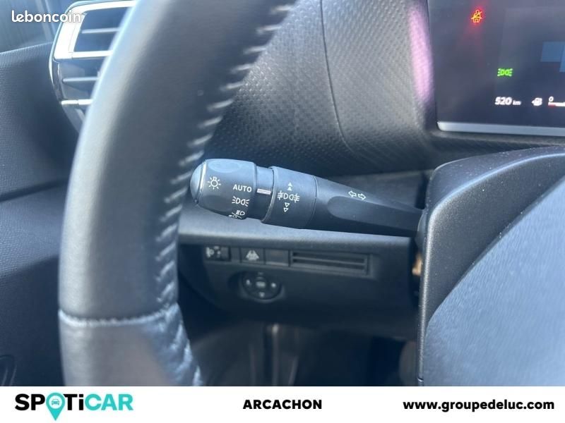 Citroen C4 PureTech 130ch S&S C-Series (image 25)