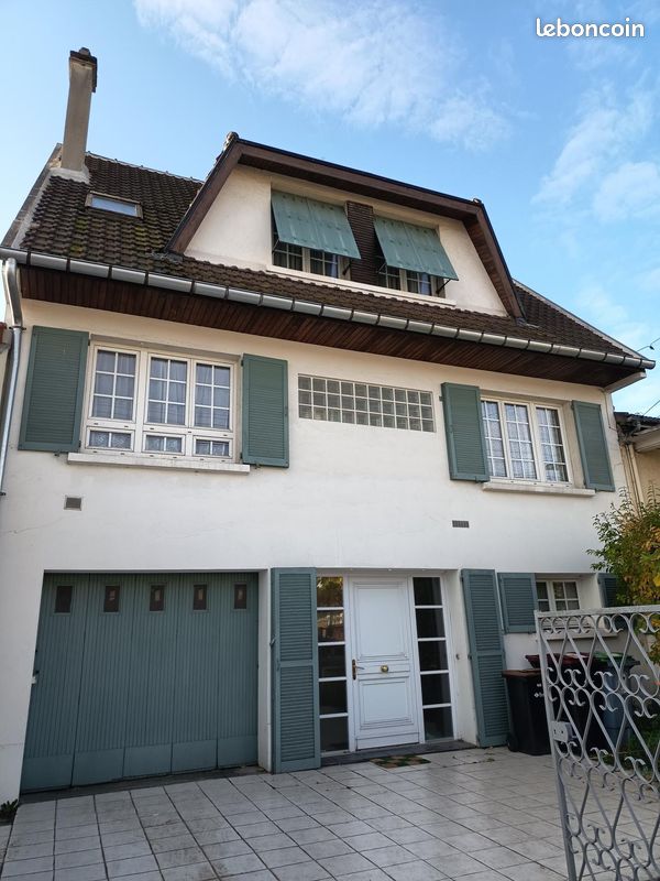 Maison 12 pièces 167 m² · à Bondy · 167 m² · 360 000 €