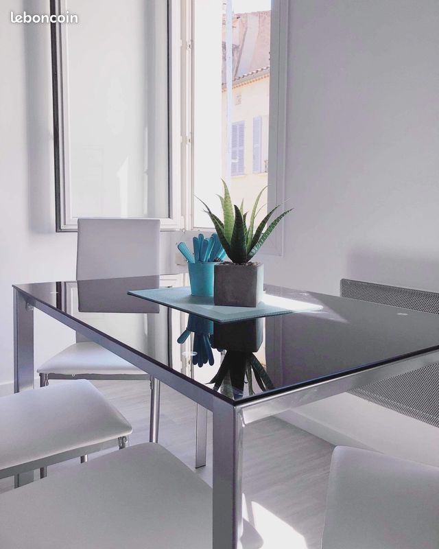 Appartement 1 pièce 29 m² · à La Ciotat · 29 m² · 670 €