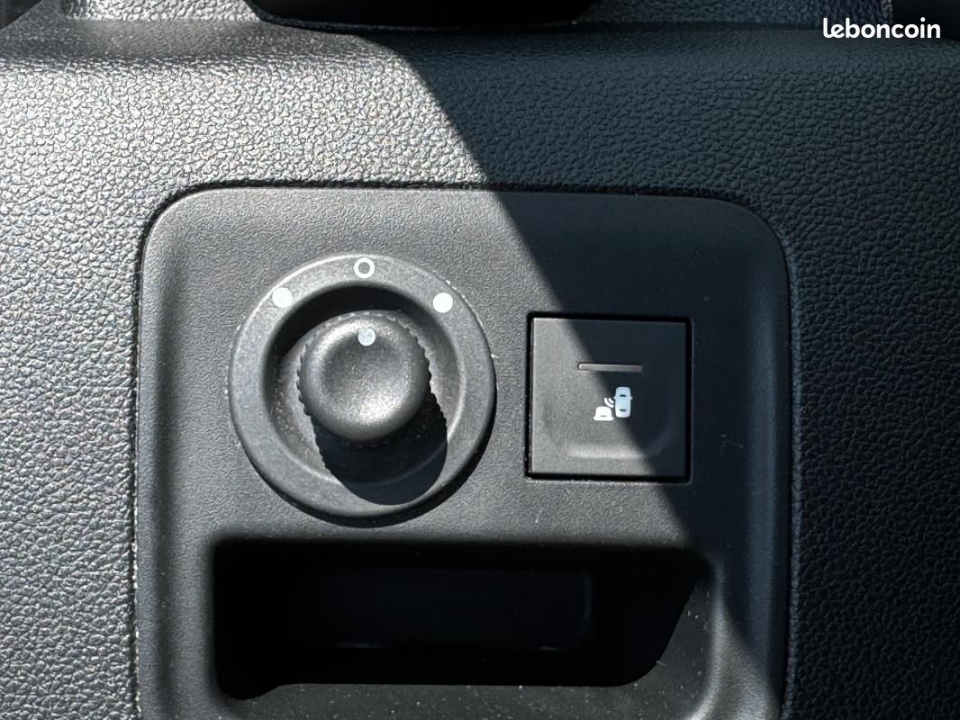 Dacia Duster Blue dCi 115 4x2 Prestige (image 21)