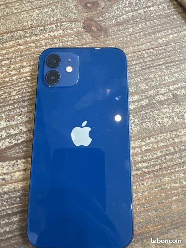 IPhone 12 (image 1)