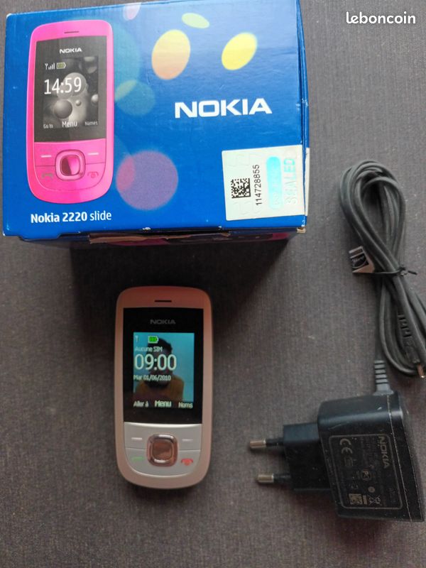NOKIA 2220 slide (image 2)