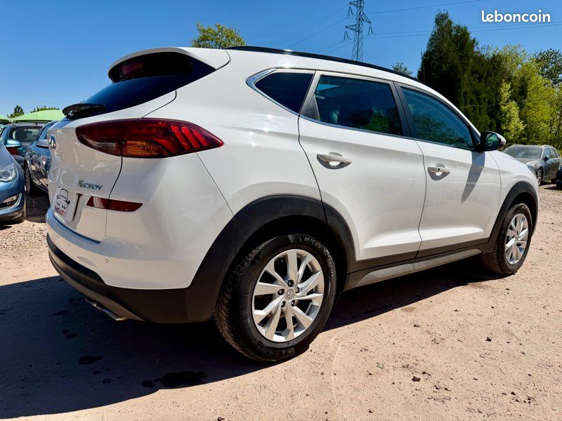 Hyundai tucson 1.6l crdi 115cv phase 2 finition creative 202.000kms 11/2018 toit panoramique ouvrant gps ecran tactile bluetooth (image 3)