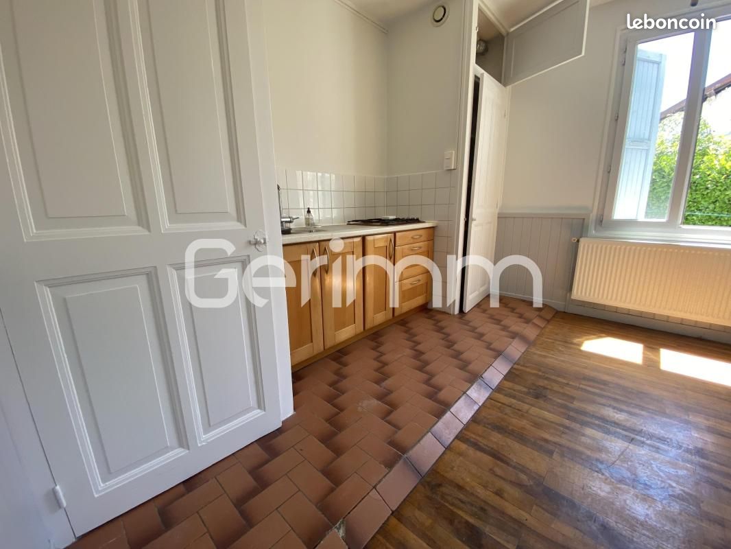 Appartement 3 pièces 76 m² · à Vif · 76 m² · 776 €/mois