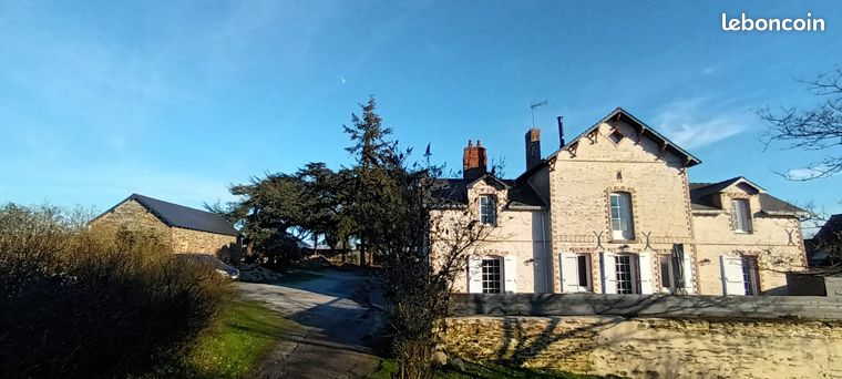 Maison 202m² avec grand terrain constructible de 3000m²