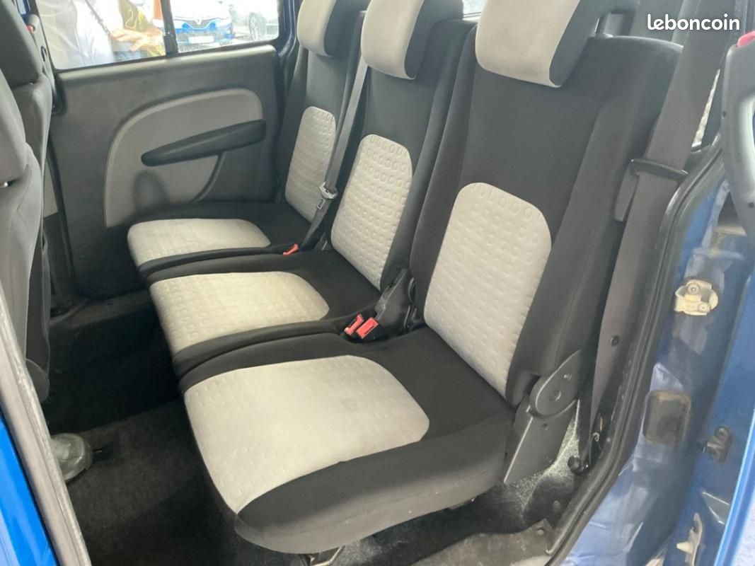 Fiat Doblo 1.3 Multijet 16v 85 Emotion 7 places (image 13)