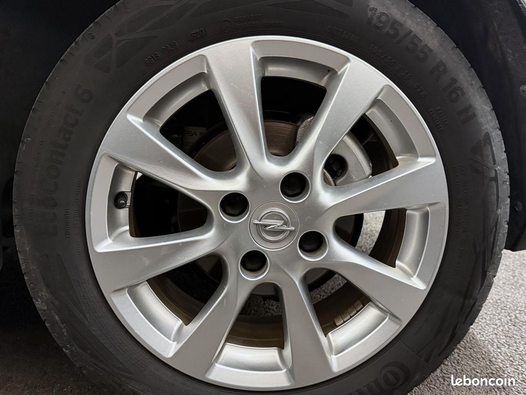 Opel corsa 1.2 t 100 elegance (image 25)