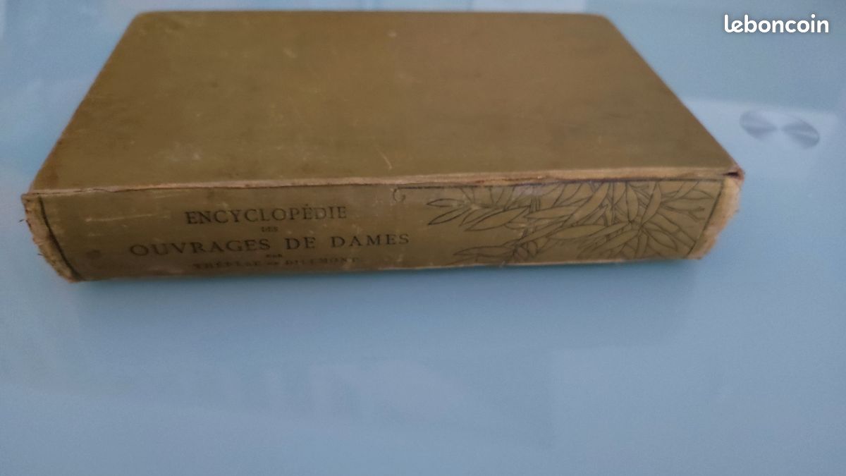 Livre ancien, encyclopédie des ouvrages de dames (image 2)