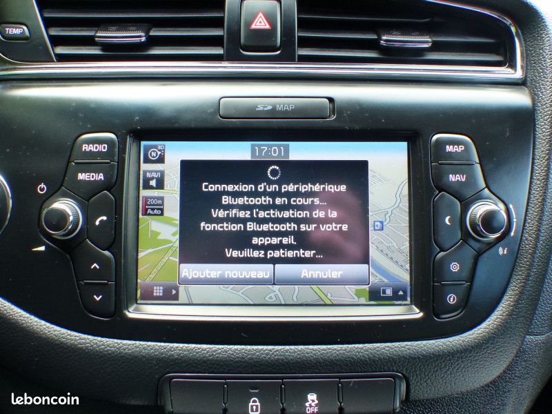 Kia CEE'D 1.6 CRDI 136CH GT LINE DCT (image 23)