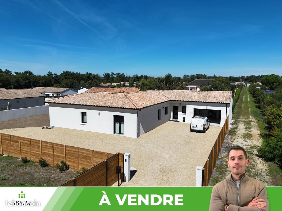 Maison 6 pièces 146 m² · à Roches-Prémarie-Andillé · 146 m² · 400 000 €