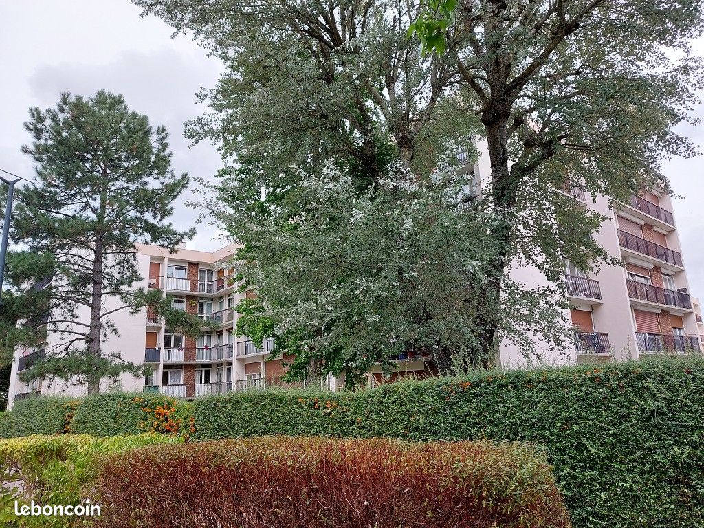 Appartement 3 pièces 63 m² · à Boussy-Saint-Antoine · 63 m² · 140 000 €