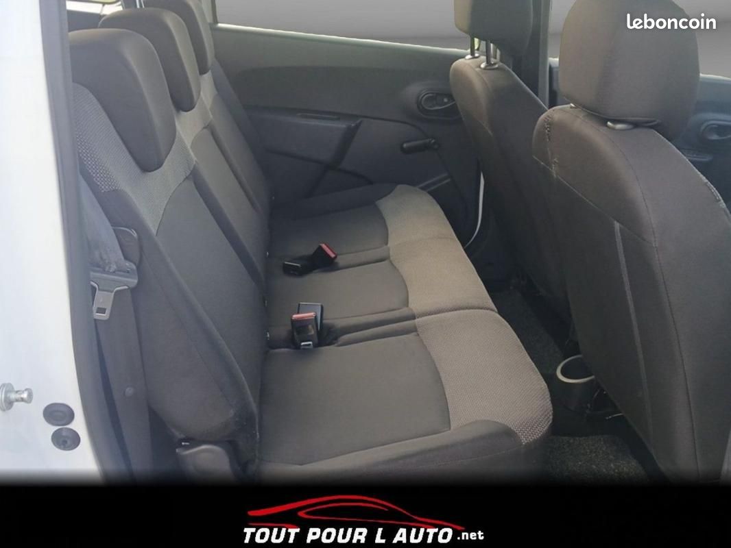 Dacia Lodgy Blue dCi 95 7 places Essentiel (image 18)