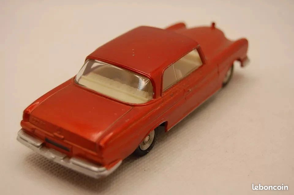 DINKY TOYS VOITURE Mercedes 23C EUR 30,00 - FR
