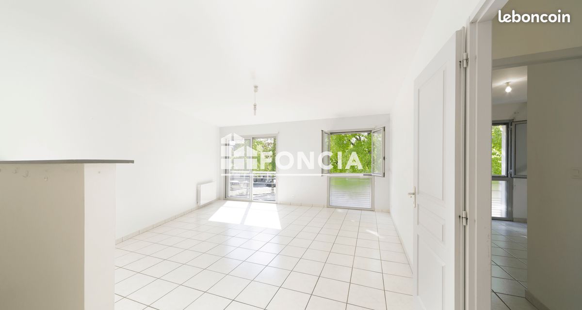 Appartement 3 pièces 65 m² · à Oloron-Sainte-Marie · 65 m² · 125 000 €