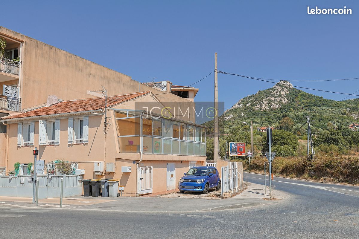 Maison 4 pièces 101 m² · à Hyères · 101 m² · 295 000 €