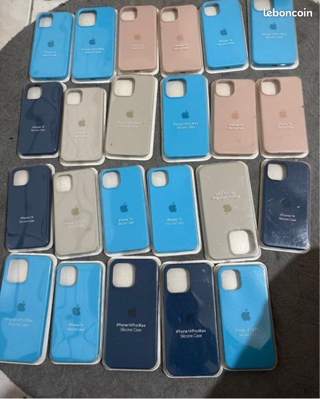 Lot 83 Coques smartphones - Accessoires téléphone & Objets