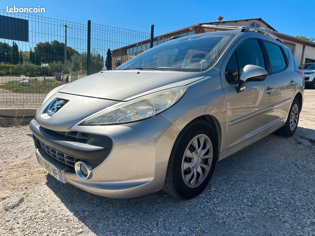 Peugeot 207 1.6 thp *BOITE AUTO (image 1)