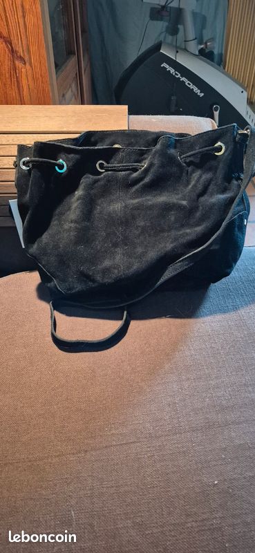 Sac a main en cuire véritable (image 2)