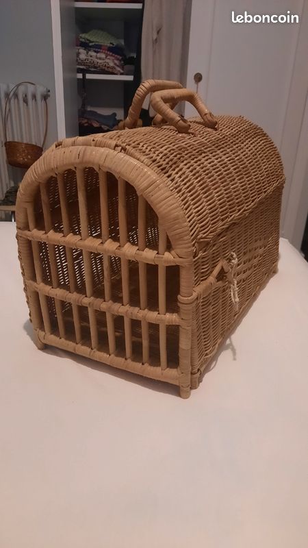 Caisse de voyage petit chat (image 1)