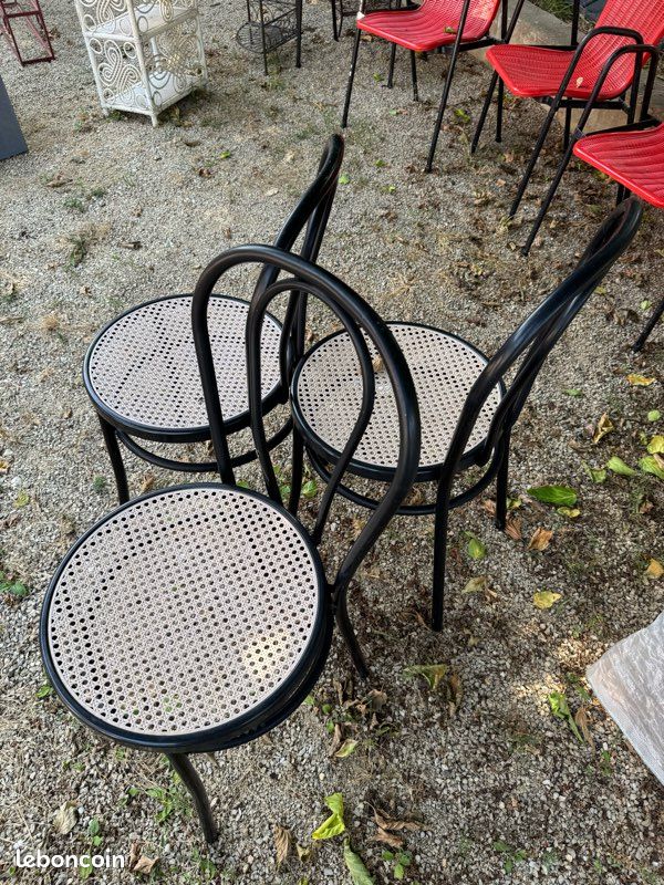 Chaises bistro (image 1)
