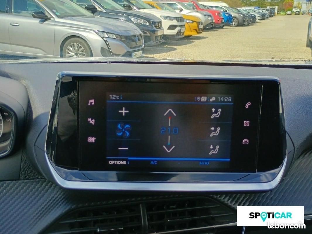 Peugeot 2008 PureTech 100 S&S BVM6 Style (image 13)
