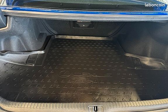 Lexus RC F 5.0 V8 477 ch / Mark Levinson Sièges ventilés Caméra 1ère main (image 17)