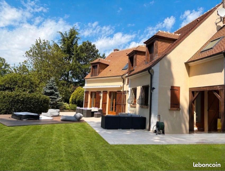 Maison 4 pièces 179 m² · à Frépillon · 179 m² · 799 000 €