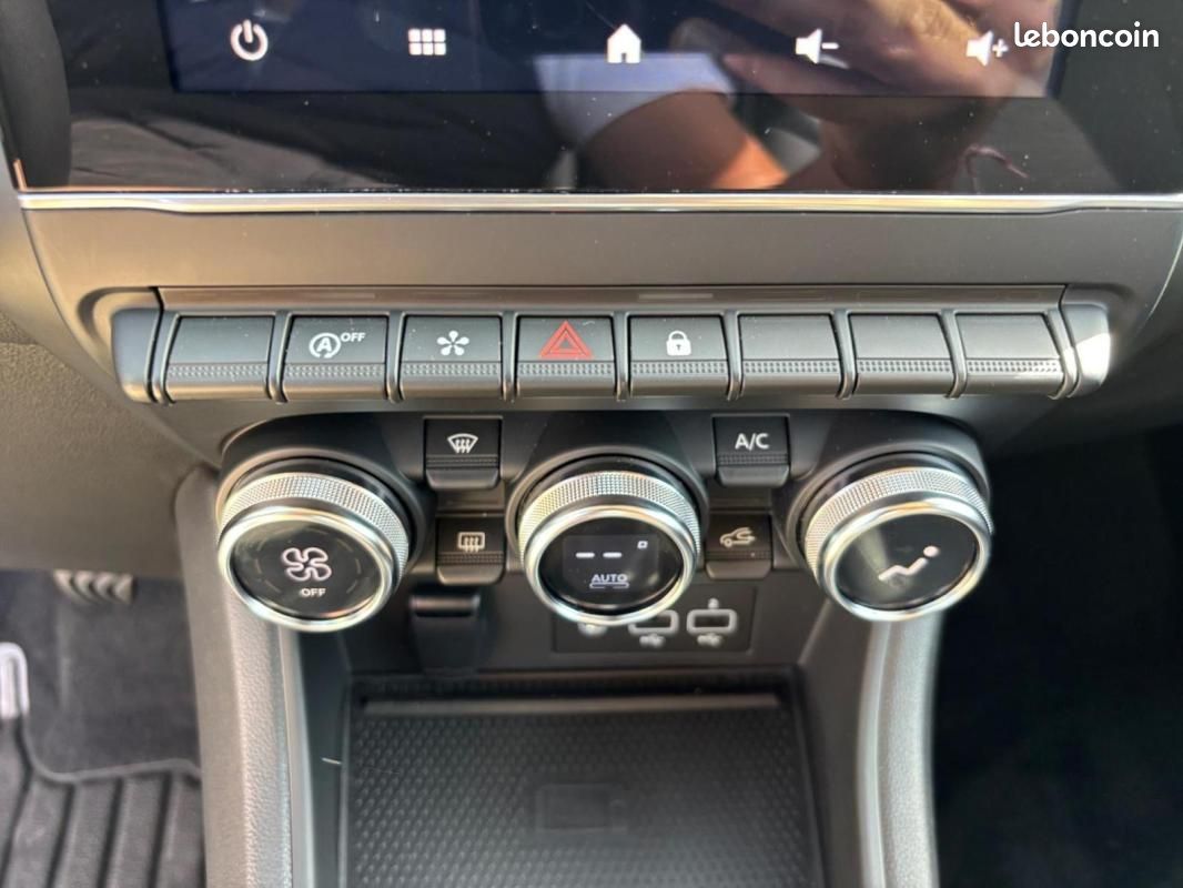Renault Captur mild hybrid 140 Techno fast track (image 22)