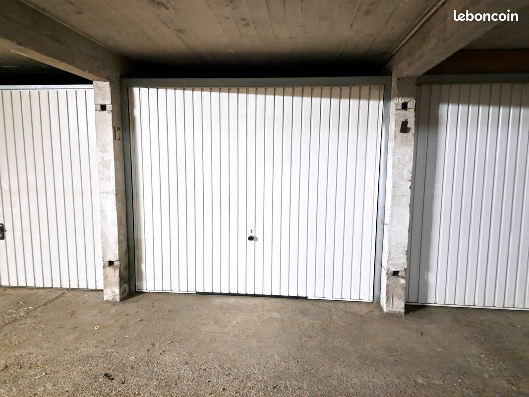 Parking 12 m² · à Bordeaux · 12 m² · 32 000 €
