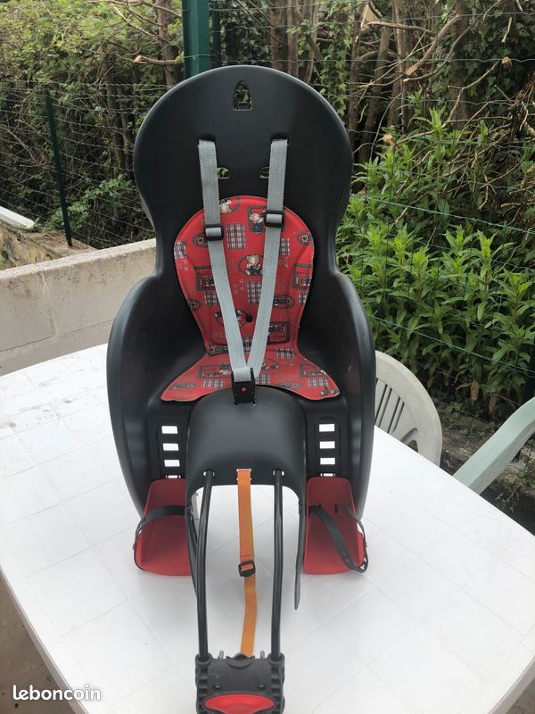 Siège enfant fixation vélo (image 1)