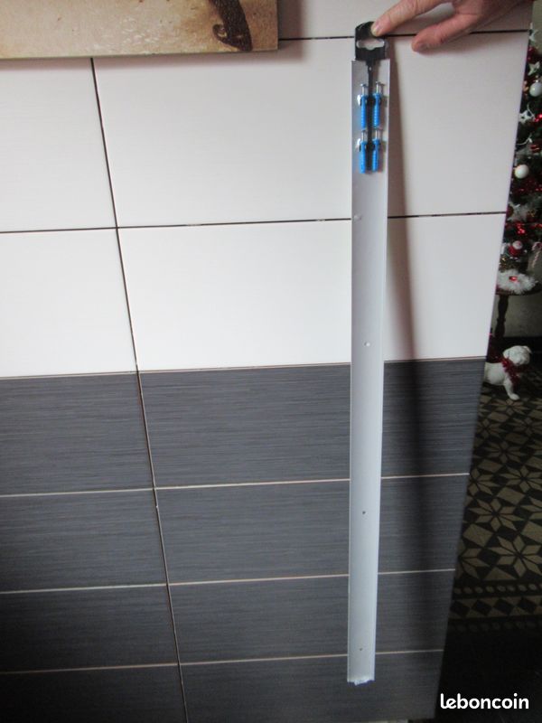 Barre de seuil alu marque artens 93 cm de longueur avec vis et cheville (image 9)