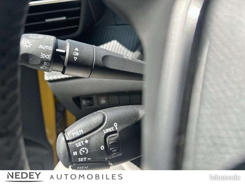 Peugeot 208 e-208 136ch Like (image 22)