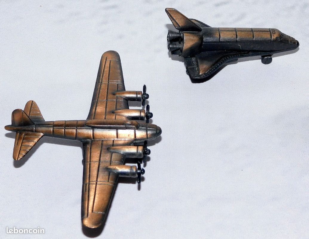 2 ANCIEN AVION MILITAIRE ? TAILLE CRAYON METAL CUIVRÉ / Livraison OK (image 3)