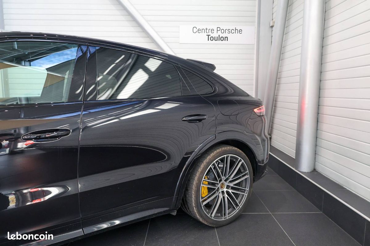 PORSCHE Cayenne Coupe E-Hybrid 4.0 V8 680 ch Tiptronic BVA Turbo S (image 36)
