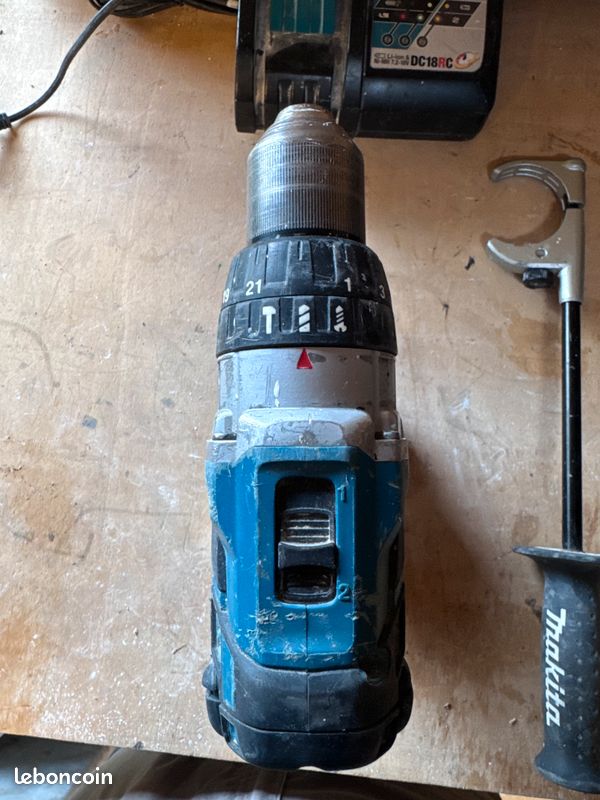 Perceuse visseuse percussion Makita Brushless + chargeur + 2 batteries 5Ah (image 4)