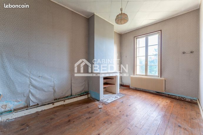 https://img.leboncoin.fr/api/v1/lbcpb1/images/0d/76/97/0d7697635ff0c0cf4349afffc4e997c02f0ae11b.jpg?rule=ad-image