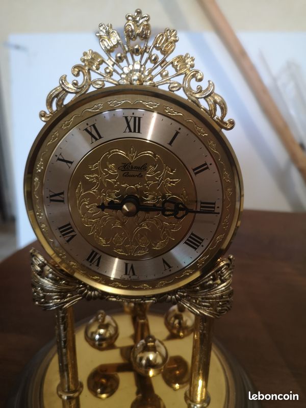 Pendule Mécanique De Bureau Victoria – Laiton Antique – Fabriquée En Inde