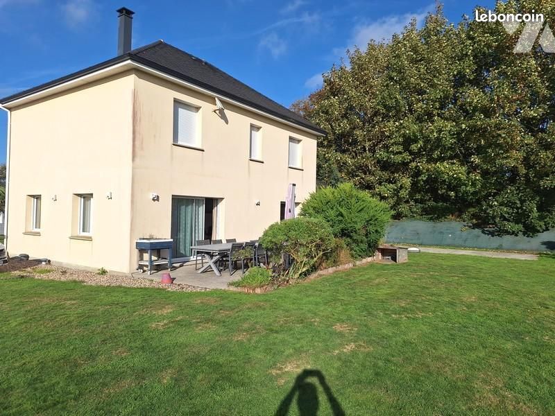 Maison 6 pièces 166 m² · à Bordeaux-Saint-Clair · 166 m² · 312 000 €