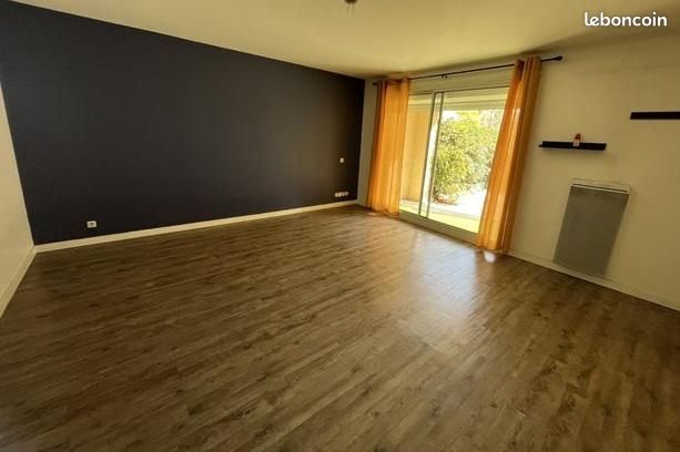 Appartement 3 pièces 52 m² · à Marseille · 52 m² · 890 €/mois