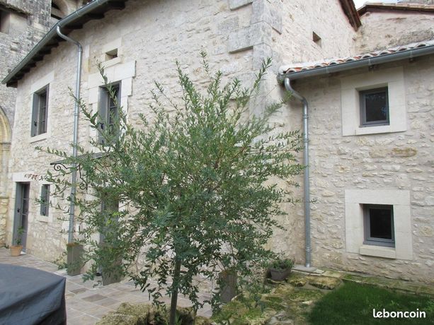Vente | Maison | 5p | 3ch | 172.00 m² | Bourdeilles | Terrasse · Jardin