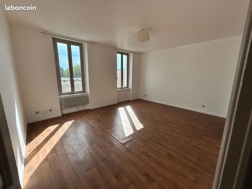 Appartement 2 pièces 50 m² · à Saint-Étienne · 50 m² · 59 000 €