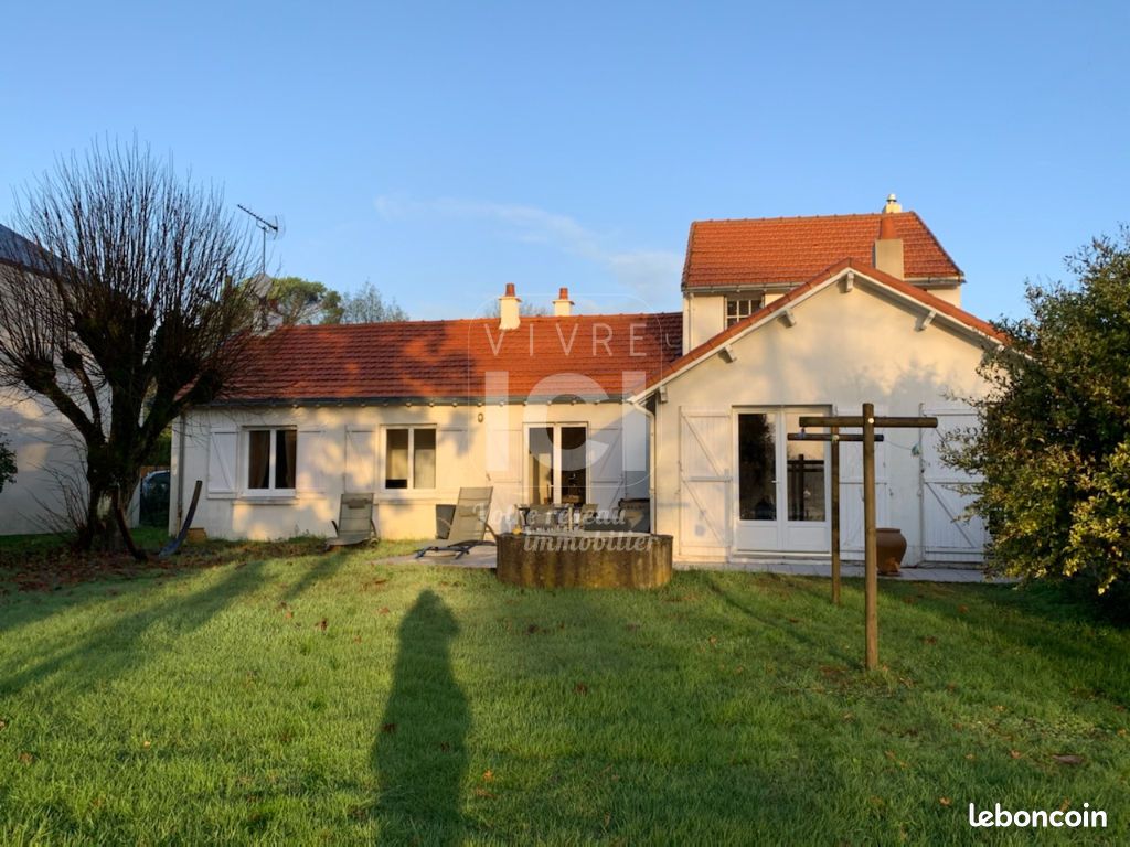 Maison 6 pièces 122 m² · à Sucé-sur-Erdre · 122 m² · 1 761 €