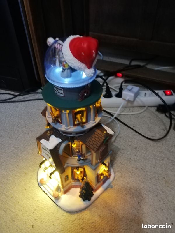 Observatoire du père Noël Lemax (image 2)