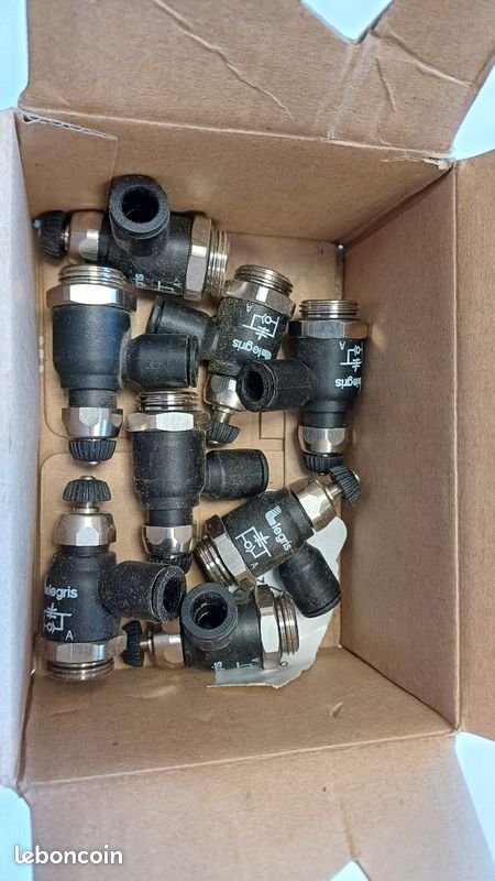 8 régulateurs de débit pneumatique diamètre 8mm (image 3)