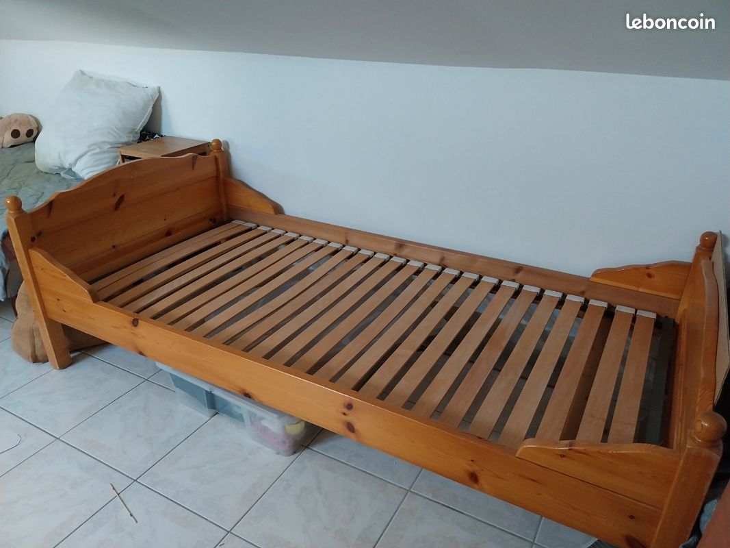 Lit 1 place en bois (image 1)