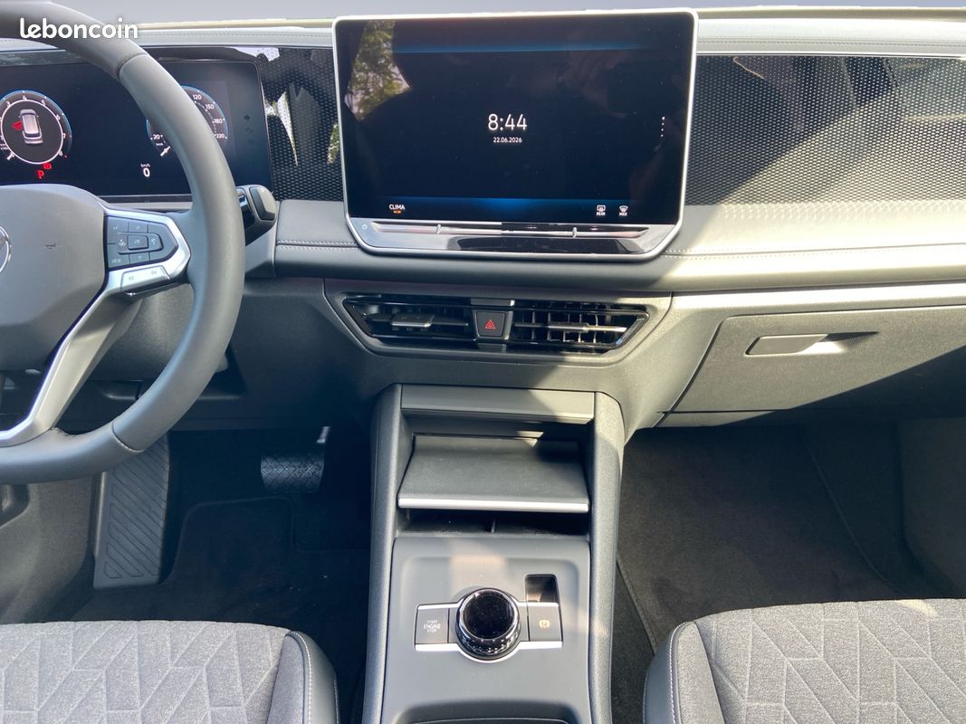 VOLKSWAGEN Tiguan 1.5 eTSI 131ch DSG7 VW Edition (image 13)